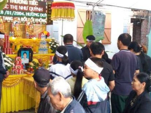 Vụ 2 nữ sinh lớp 10 tử vong ở Hải Dương: Tang thương bao trùm làng quê