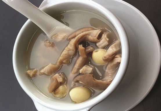 Vợ đảm amp;#34;hồi sứcamp;#34; cho cả nhà nhờ mâm cơm siêu bổ dưỡng - 1