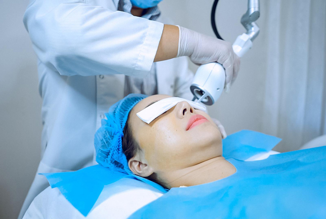 dinh ngoc diep dieu tri seo ro nhu the nao o phong kham da evie clinic spa? - 3