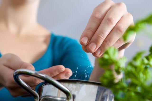 Người phụ nữ bị ung thư sau khi sinh, cảnh báo nôn trong giai đoạn mang thai phải chú ý - 3