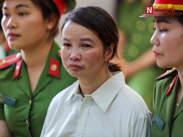 Mẹ nữ sinh giao gà nói lời sau cùng: Gia đình tôi không còn Tết, giờ chỉ còn bóng đen