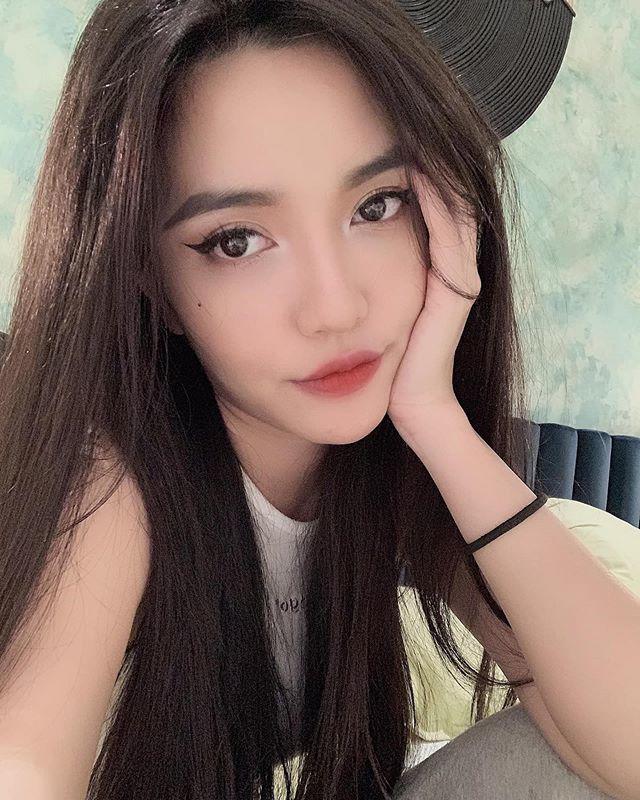 Được CĐM Hàn Quốc amp;#34;truy lùngamp;#34; vì nhan sắc hút hồn, hóa ra Bích Phương chỉ đẹp nhờ phấn son? - 8