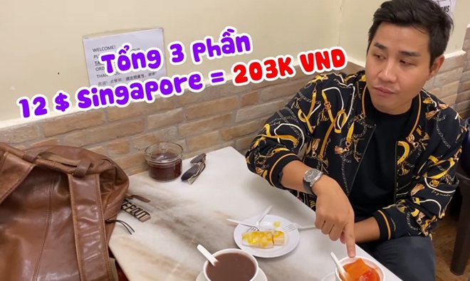 MC nổi tiếng Việt Nam ăn chè ở quán ngon nhất Singapore, có món lạ từ loại quả cực quen - 3