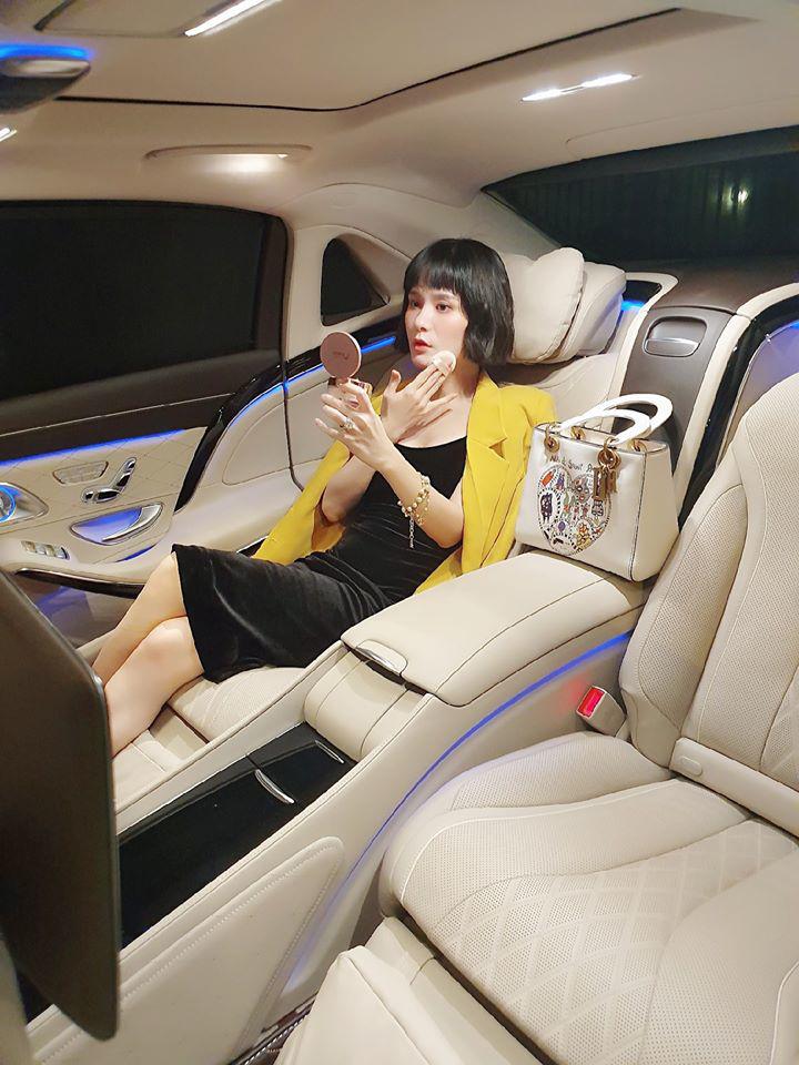 Bầu lần 2 được chồng tặng nhà 22 tỷ, giờ Di Băng bầu lần 3 tậu thêm xe 7 tỷ - 5