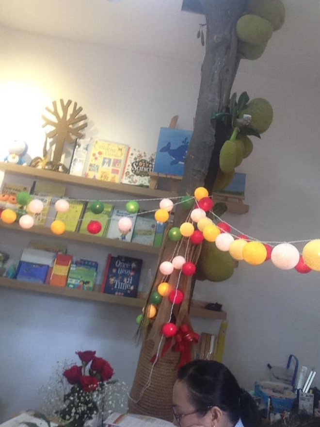 Ảnh cây mít trĩu quả mọc giữa nơi làm việc bị bình luận là giả: Người chụp lên tiếng - 1