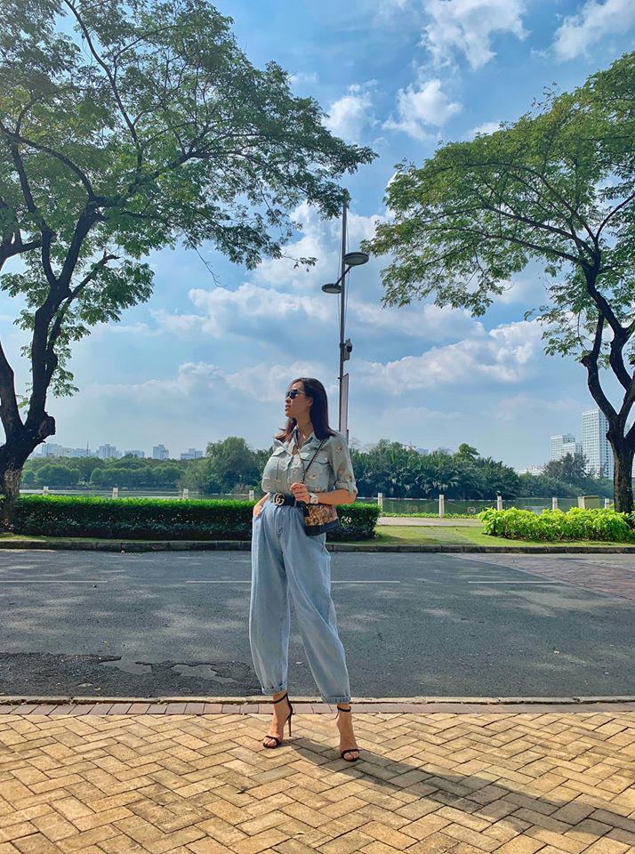 Đây là mẹ bỉm táo bạo nhất Vbiz: có bầu thì “nghiện” sexy, vừa sinh xong đã mang cao gót - 2