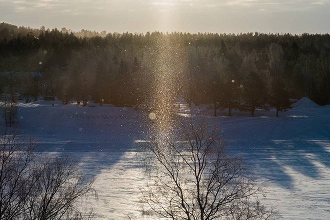 Ngỡ ngàng ngắm bụi kim cương đẹp huyền ảo mùa tuyết trắng Nhật Bản - 4