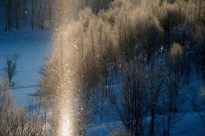 Ngỡ ngàng ngắm bụi kim cương đẹp huyền ảo mùa tuyết trắng Nhật Bản - 3