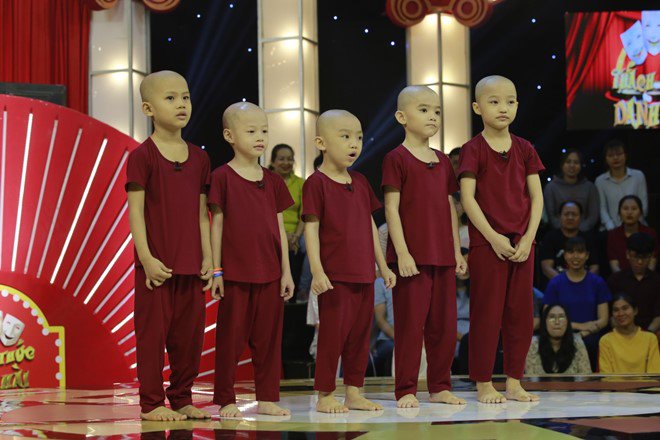 5 chú tiểu Bồng Lai đáng yêu tái xuất, hứa hẹn lập kỷ lục mới ở Thách Thức Danh Hài - 4
