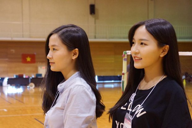 3 cặp chị em sinh đôi vừa xinh đẹp vừa tài giỏi, đi đâu cũng thu hút người nhìn - 9