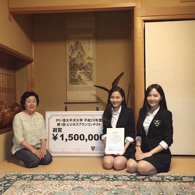 3 cặp chị em sinh đôi vừa xinh đẹp vừa tài giỏi, đi đâu cũng thu hút người nhìn - 11