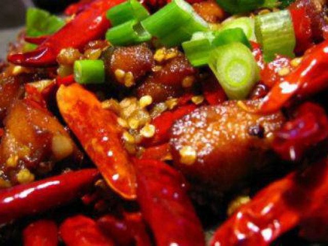 Không muốn phá nát gan thì hạn chế ăn những món này dù có thèm đến mấy