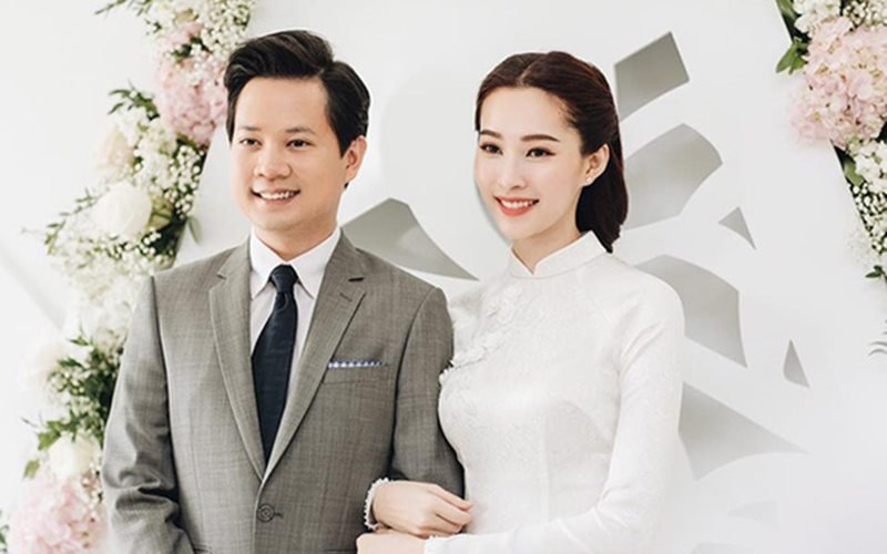Ông xã của nàng Hậu là doanh nhân Trung Tín, quý tử của một tập đoàn bất động sản giàu có. Sự trưởng thành và bản lĩnh của Nguyễn Trung Tín còn được chứng minh qua việc anh là một trong số 30 người trẻ thành đạt do tạp chí Forbes bình chọn năm 2014.
