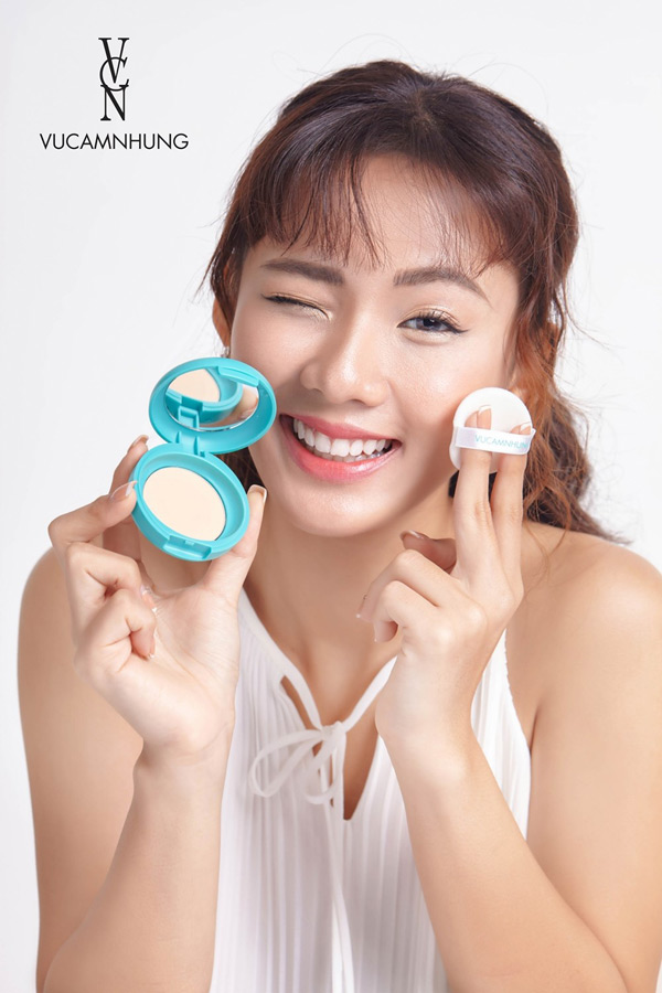 Siêu mẫu Vũ Cẩm Nhung: “Tôi tràn đầy khát khao để ‘khởi nghiệp’ ở tuổi 43” - 4