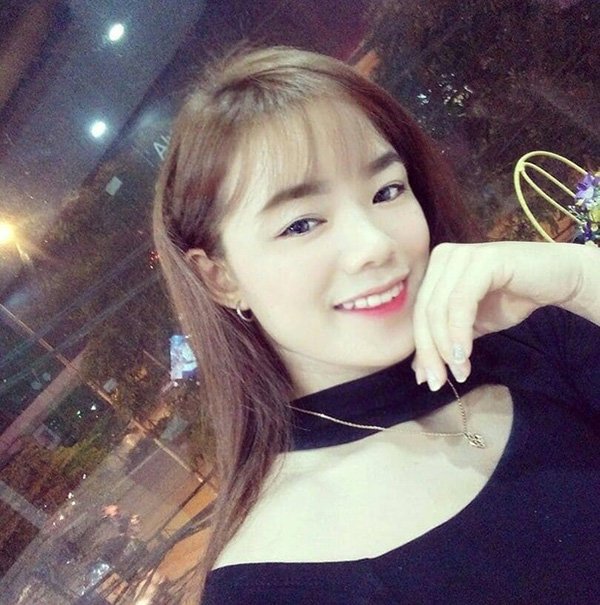 VĐV nữ đạt huy chương vàng môn cử tạ SEA Games 30 gây sốt vì vẻ ngoài xinh như mộng - 5