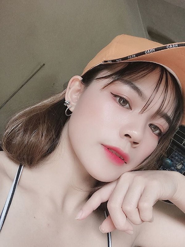 VĐV nữ đạt huy chương vàng môn cử tạ SEA Games 30 gây sốt vì vẻ ngoài xinh như mộng - 7