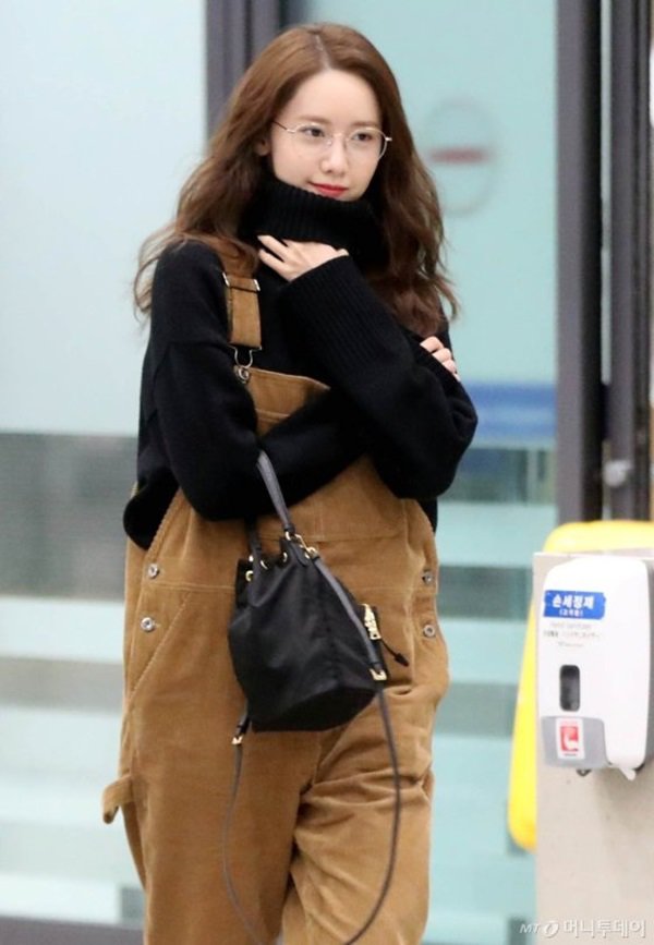 Ở tuổi ngoài 30 tuổi, YoonA (SNSD) gây sốt vì vẻ ngoài như nữ sinh trung học - 5