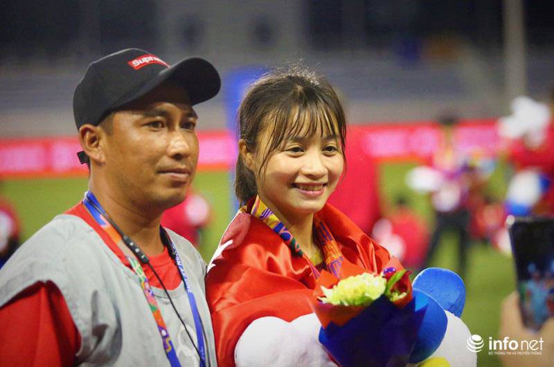 chuyen it biet ve cau thu duoc menh danh la hoa hau cua doi tuyen bong da nu viet nam - 1