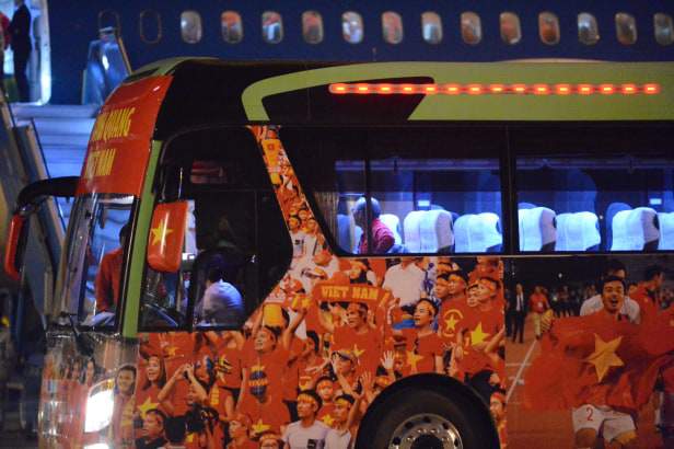 Chào đón đội tuyển U22 Việt Nam về nước - 16