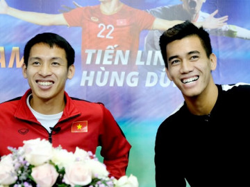 Hùng Dũng kể về thực đơn thầy Park dành cho cầu thủ để sung sức chạy không biết mệt