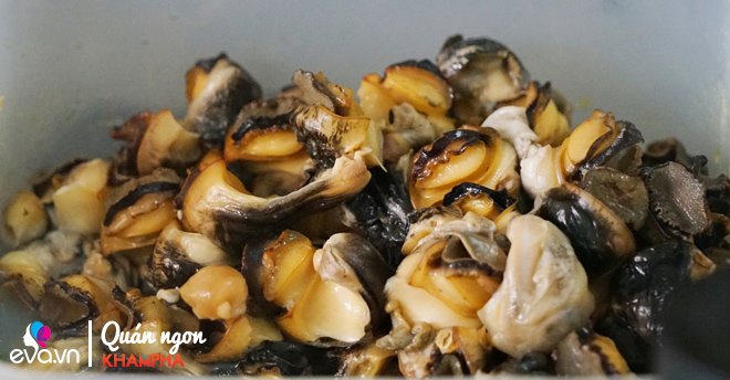 U60 bán bún ốc chuối đậu gần 30 năm trong ngách nhỏ, ngày nào cũng ùn ùn khách - 11