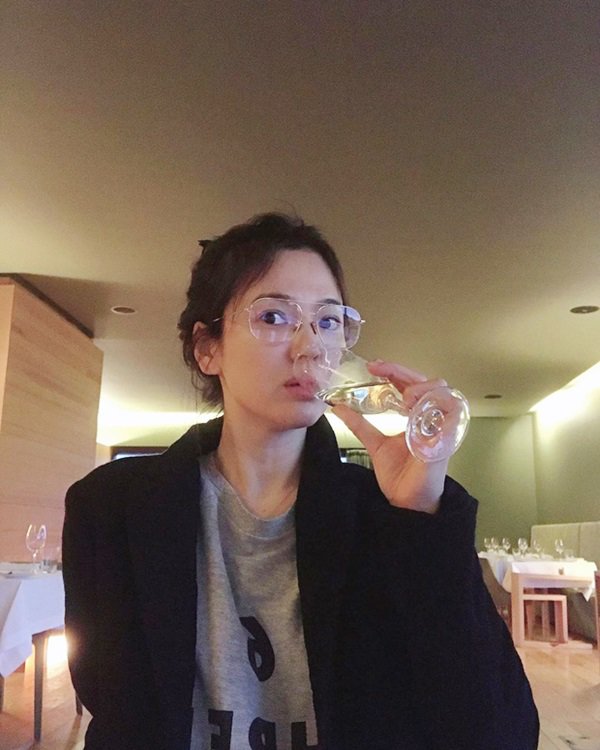 Ngôi sao 24/7: Ly hôn rồi, Song Hye Kyo để mặt mộc đẳng cấp vẫn đỉnh cao - 1