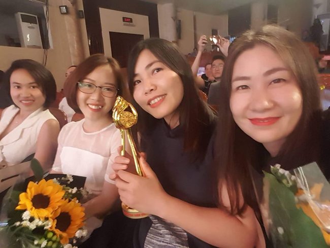 Về Nhà Đi Con mất giải Vàng vì còn bận nhận giải đặc biệt chưa từng có trong lịch sử - 3