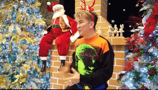 Đàm Vĩnh Hưng mở cửa khoe biệt thự 60 tỷ đón Noel, hứa hẹn đẹp hơn trung tâm thương mại - 8