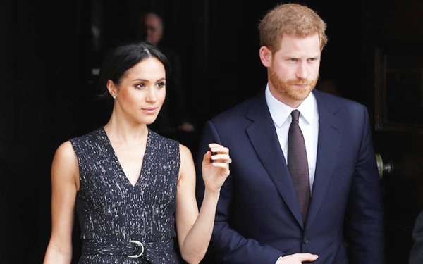 Meghan bị amp;#34;ghẻ lạnhamp;#34;, chị dâu cả Công nương Kate được Nữ hoàng Anh nâng niu - 4