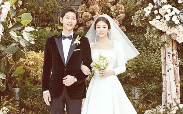 Sau 5 tháng ly hôn, Song Hye Kyo bị tung bằng chứng có amp;#34;gian tìnhamp;#34; với đàn em - 4
