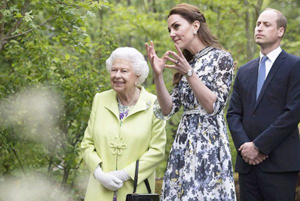 Ngôi sao 24/7: Song Hye Kyo thực sự có quan hệ ngầm với đàn em? - 3