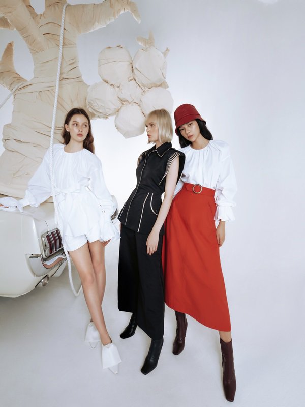 Trong 2 tháng ngắn ngủi, phu nhân cựu Tổng thống Obama lại diện thiết kế của NTK Công Trí - 5