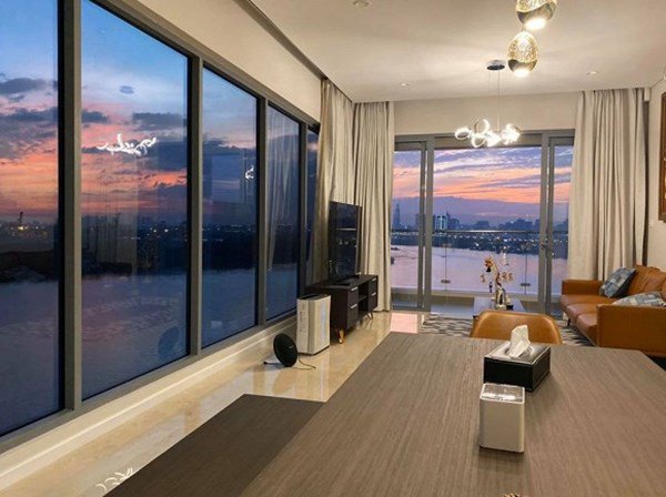 Sau khi rao bán nhà 15 tỷ, ca sĩ Lê Hiếu tậu ngay căn hộ mới amp;#34;view 10 triệu đôamp;#34; - 2