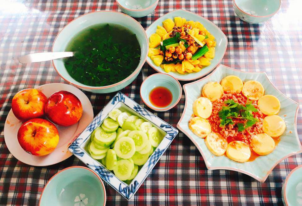 Từng không biết luộc gà, nàng dâu Bắc Ninh nấu những mâm cơm đề huề, chồng con gắp lia lịa - 14