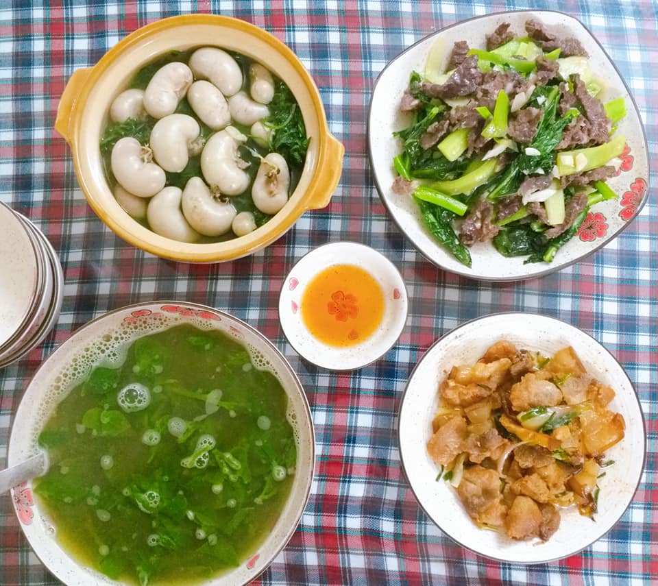 Từng không biết luộc gà, nàng dâu Bắc Ninh nấu những mâm cơm đề huề, chồng con gắp lia lịa - 2