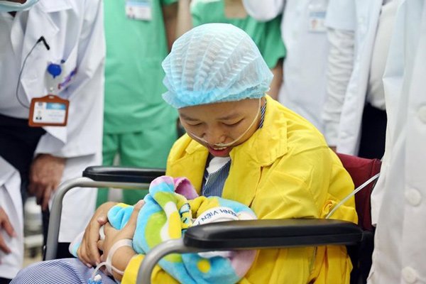3 câu chuyện sinh con xúc động, lấy nước mắt nghìn dân mạng trong năm 2019 - 3