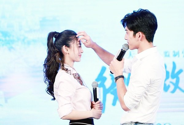 Người đàn ông giúp Angelababy vui vẻ nhất 10 năm qua chắc chắn không phải Huỳnh Hiểu Minh - 7