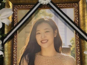 Giải trí - 2 tháng sau khi qua đời, mộ của Sulli diễn ra cảnh tượng phản cảm