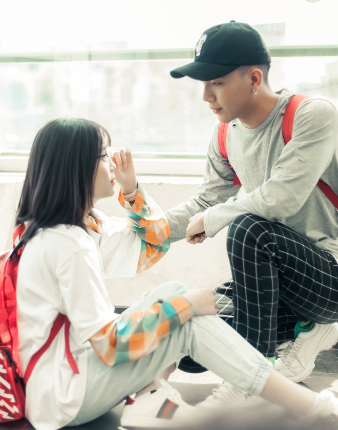 Hot streamer Linh Ngọc Đàm tung phim ngắn ngôn tình dịp Giáng sinh - 4