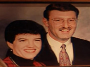 Tin tức - 2 lần cố giết vợ, chồng không ngờ bị chính người chết vạch trần bằng mẩu giấy trong tủ bếp