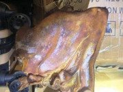 Tiêu dùng - Thịt lợn tăng giá, thực phẩm sống không rõ nguồn gốc ồ ạt “tấn công” vào các tỉnh biên giới