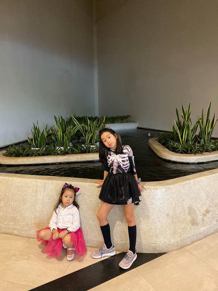 Con gái Lưu Hương Giang hóa nữ hoàng băng giá hát tiếng Anh, vừa xinh lại điệu ai cũng khen - 9