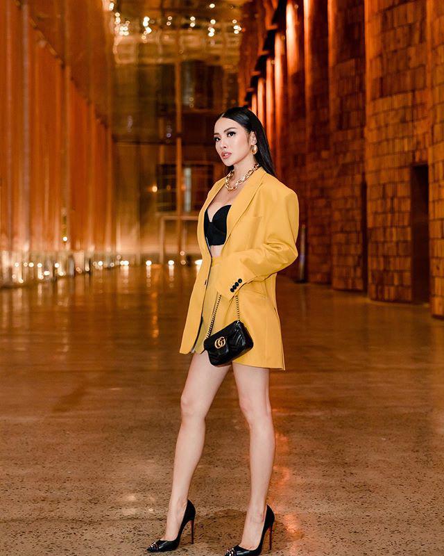Kém cạnh gì Ngân 98, tình cũ Lương Bằng Quang cũng ngày đêm khoe thân với bikini bé tí hon - 13