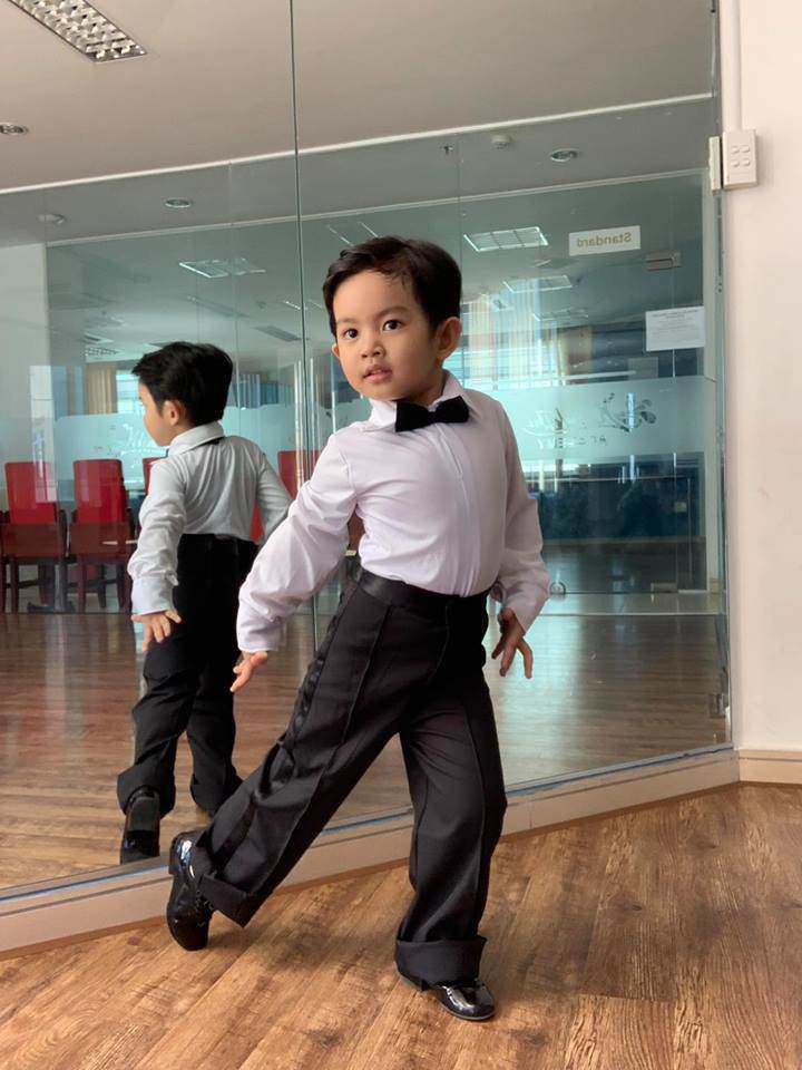 con trai 4 tuoi danh hcb nhay dancesport, khanh thi tiet lo ly do khong dam nhin con thi - 7