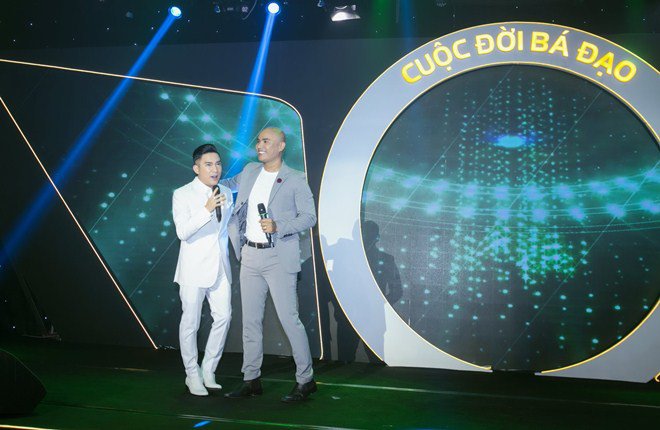 Phi Nhung trêu A Tuân quá amp;#34;giàu cóamp;#34; nên không theo con đường ca hát chuyên nghiệp - 9