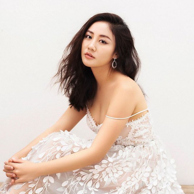 4 vụ lộ clip amp;#34;nóngamp;#34; ồn ào nhất 2019: Loạt hot girl lao đao vì bị kẻ xấu phát tán - 2