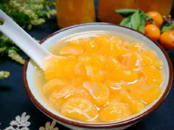 Mùa cam quýt, mẹ làm ngay món quýt chưng đường phèn trị ho lại tăng đề kháng cho con