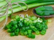 Sức khỏe - Hành lá sẽ trở thành "chất độc" khi kết hợp với 4 thực phẩm sau