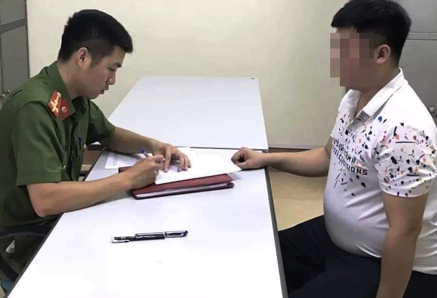 Diễn biến mới vụ phụ huynh giật tóc, tát vào mặt bé 2 tuổi ở trường mầm non - 1