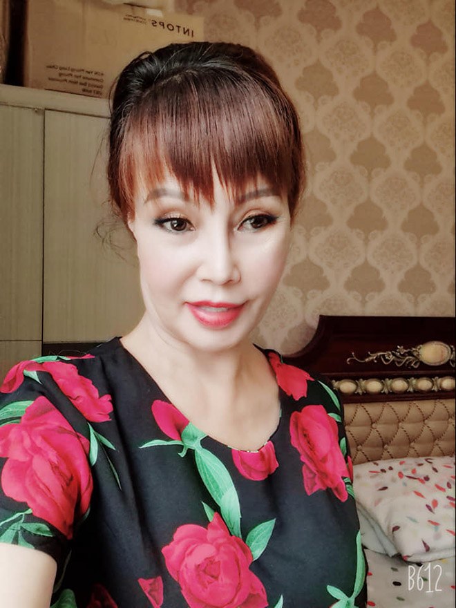 Cô dâu Thu Sao lộ rõ nhan sắc thật dù đã qua chỉnh sửa: Miệng méo, mặt xập xệ - 3